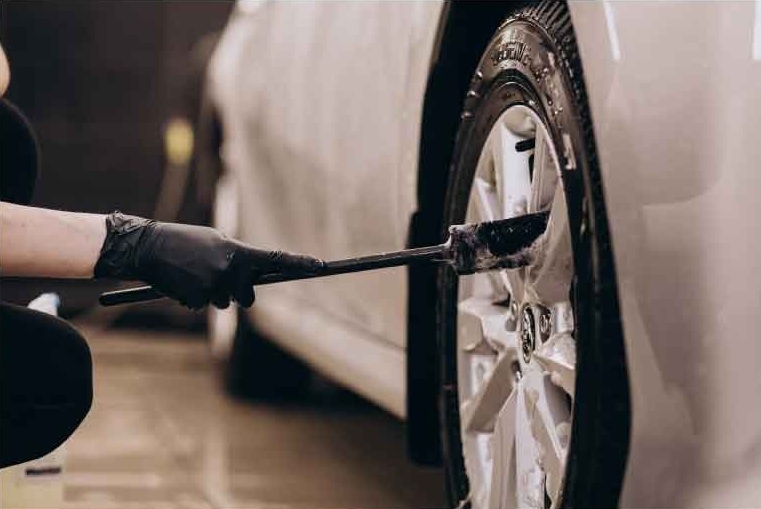 Tire & Rim Cleaning